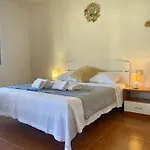 Casa Emma * فافينانا